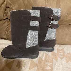 Women's Black and Gray Boots